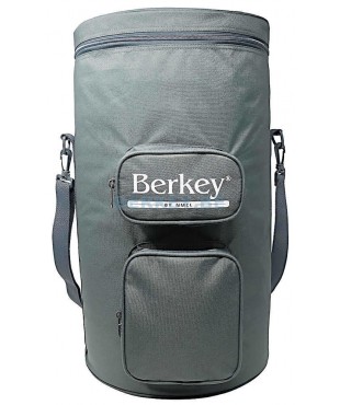 SACOCHE GRISE POUR IMPERIAL ET CROWN BERKEY : Avec son rangement pour les filtres Black Berkey (Réf. : BERKEYIMPCRWNTOTEGRY).